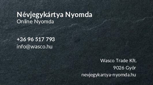 Kávéscsésze kávészemekkel